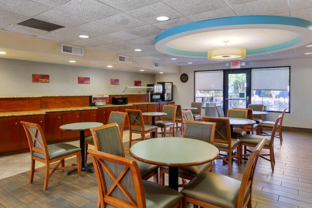 Best Western Plus Wilmington / Wrightsville Beach Buitenkant foto