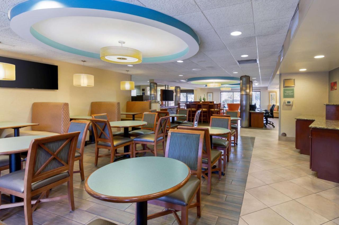 Best Western Plus Wilmington / Wrightsville Beach Buitenkant foto